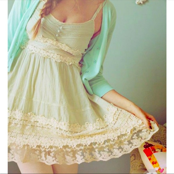 Cottage core light green summer dress - Picture 1 of 6